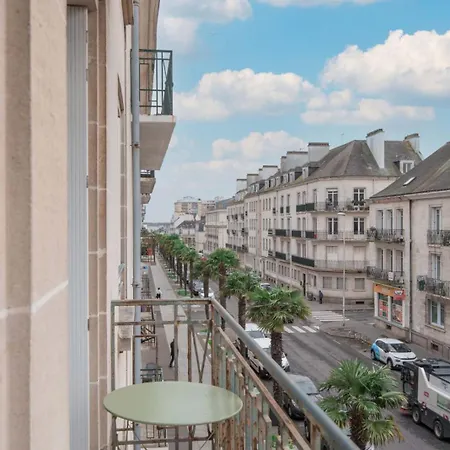 Bleu Toucan - 700m - Parking *