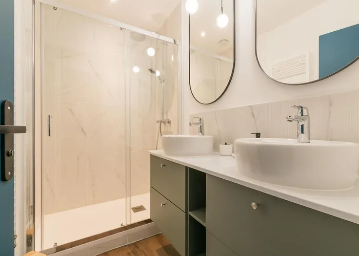 Bleu Toucan - 700m - Parking * Saint-Nazaire (Loire-Atlantique)